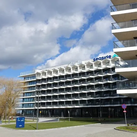 Promenada By Seaside Park * Kolobrzeg